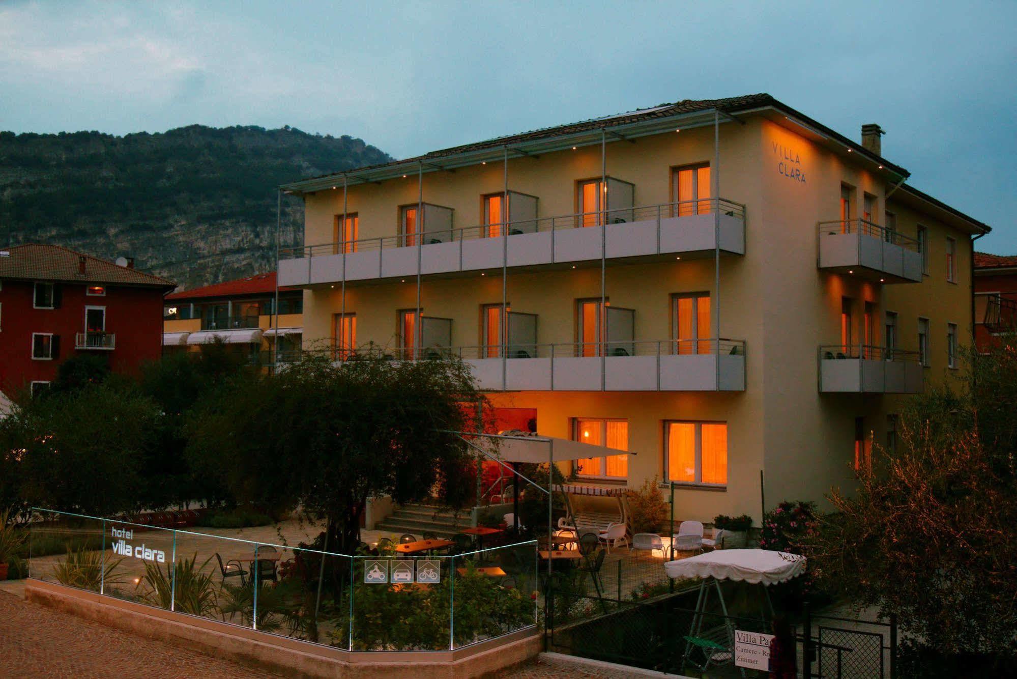 Hotel Villa Clara Torbole Sul Garda Exterior photo