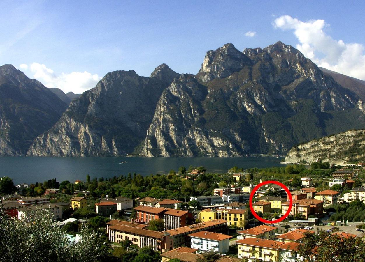Hotel Villa Clara Torbole Sul Garda Exterior photo